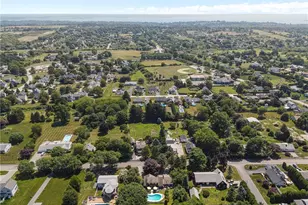 569 Turner Rd, Middletown, RI 02842 - Photo 47