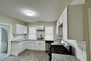 5 Goulding St, Providence, RI 02906 - Photo 3