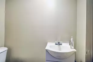 233 California Ave, Providence, RI 02905 - Photo 21