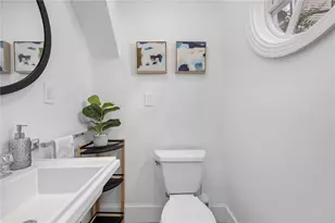 28 John St, Newport, RI 02840 - Photo 21