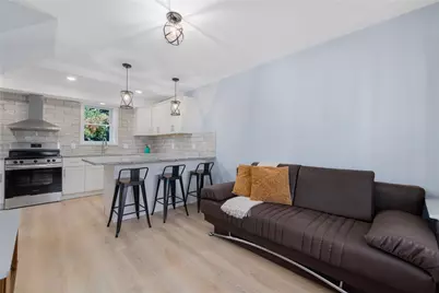 152 Tuckerman Avenue #10, Middletown, RI 02842 - Photo 7