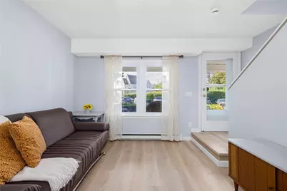 152 Tuckerman Avenue #10, Middletown, RI 02842 - Photo 11