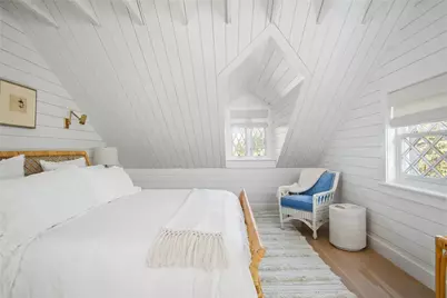 50 Cliff Avenue, Newport, RI 02840 - Photo 29