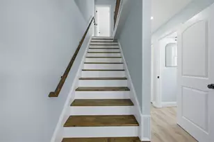 66 Glover St, Providence, RI 02908 - Photo 13