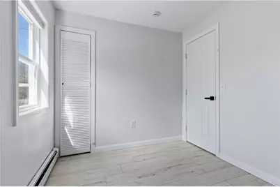 462 Lake Shore Drive, Warwick, RI 02889 - Photo 17