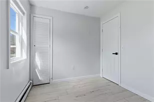 462 Lake Shore Dr, Warwick, RI 02889 - Photo 17