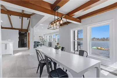 462 Lake Shore Drive, Warwick, RI 02889 - Photo 9