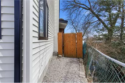 462 Lake Shore Drive, Warwick, RI 02889 - Photo 37