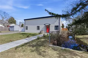 462 Lake Shore Dr, Warwick, RI 02889 - Photo 43