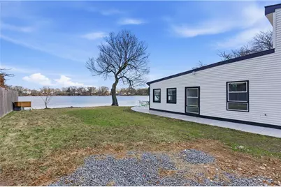 462 Lake Shore Drive, Warwick, RI 02889 - Photo 39