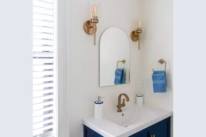 7 Dearborn Street #2, Newport, RI 02840 - Photo 31