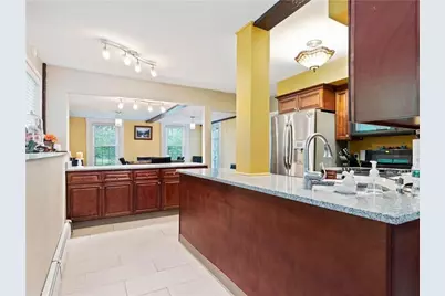 295 Main Street, Cranston, RI 02921 - Photo 9