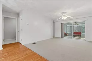 720 Putnam Pike, Smithfield, RI 02828 - Photo 9