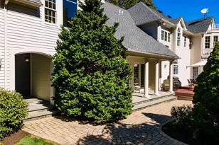 25 Westfield Dr, East Greenwich, RI 02818 - Photo 11