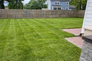 44 Woodstock Dr, Warwick, RI 02889 - Photo 27