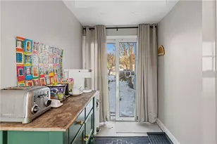 44 Woodstock Dr, Warwick, RI 02889 - Photo 9