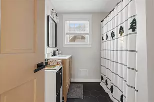 44 Woodstock Dr, Warwick, RI 02889 - Photo 13