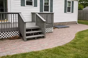 44 Woodstock Dr, Warwick, RI 02889 - Photo 25