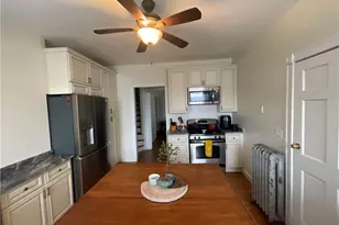 10 Carleton St, Providence, RI 02908 - Photo 21