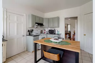 10 Carleton Street, Providence, RI 02908 - Photo 7