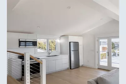 193 Seaconnet Boulevard, Portsmouth, RI 02871 - Photo 7