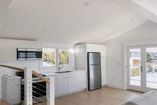 193 Seaconnet Blvd, Portsmouth, RI 02871 - Photo 7