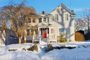 21 Linden St, Westerly, RI 02891 - Photo 3