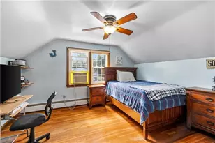 46 Auburn Ave, Johnston, RI 02919 - Photo 21