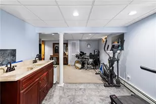 46 Auburn Ave, Johnston, RI 02919 - Photo 23