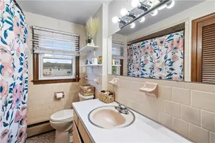 46 Auburn Ave, Johnston, RI 02919 - Photo 11