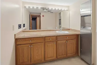 544 Douglas Avenue, Providence, RI 02908 - Photo 19