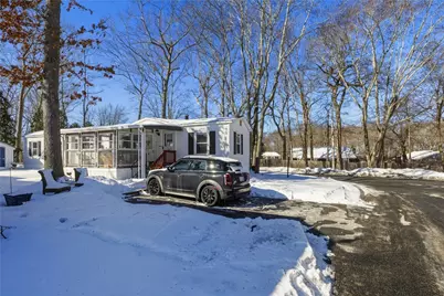 502 Forest Road, Middletown, RI 02842 - Photo 5