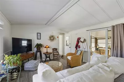 502 Forest Road, Middletown, RI 02842 - Photo 19