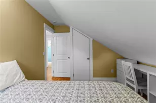 11 Young St, Newport, RI 02840 - Photo 27