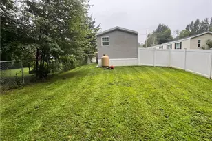 14 Hemlock Rd, Glocester, RI 02814 - Photo 3