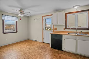 57 Whirlaway Pl, Pawtucket, RI 02861 - Photo 5