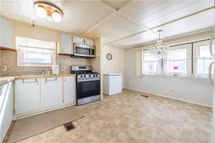 23 Ln B Ln, Coventry, RI 02816 - Photo 5