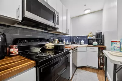 528 Charles Street, Providence, RI 02904 - Photo 7