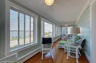 32 Esplanade St, Middletown, RI 02842 - Photo 7