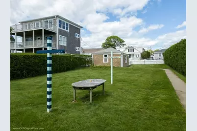 32 Esplanade Street, Middletown, RI 02842 - Photo 41