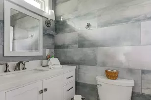 32 Esplanade St, Middletown, RI 02842 - Photo 37