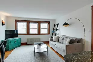 27 Vaughan Ave, Newport, RI 02842 - Photo 3