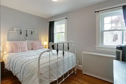 27 Vaughan Avenue, Newport, RI 02842 - Photo 7