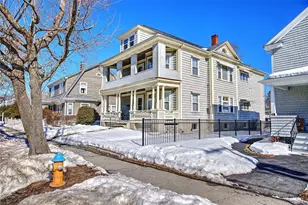 910 Hope St, Bristol, RI 02809 - Photo 1