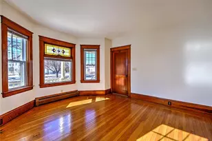 910 Hope St, Bristol, RI 02809 - Photo 9