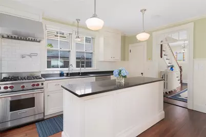 21 Division Street, Newport, RI 02840 - Photo 15