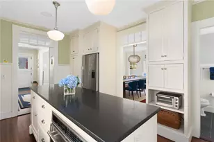 21 Division St, Newport, RI 02840 - Photo 17