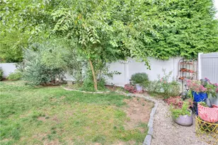 333 Greenwood Ave, Warwick, RI 02886 - Photo 31