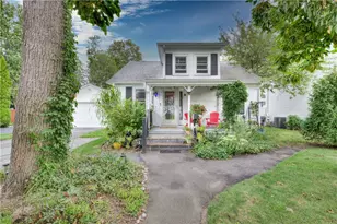 333 Greenwood Ave, Warwick, RI 02886 - Photo 3