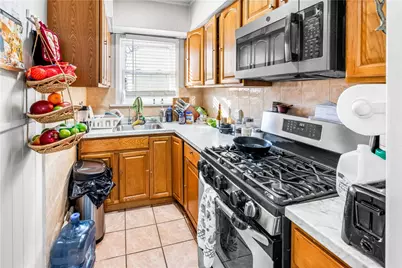 210 Lynch Street, Providence, RI 02908 - Photo 13